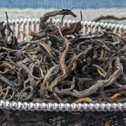 lemon infused yinghong no.9 black tea